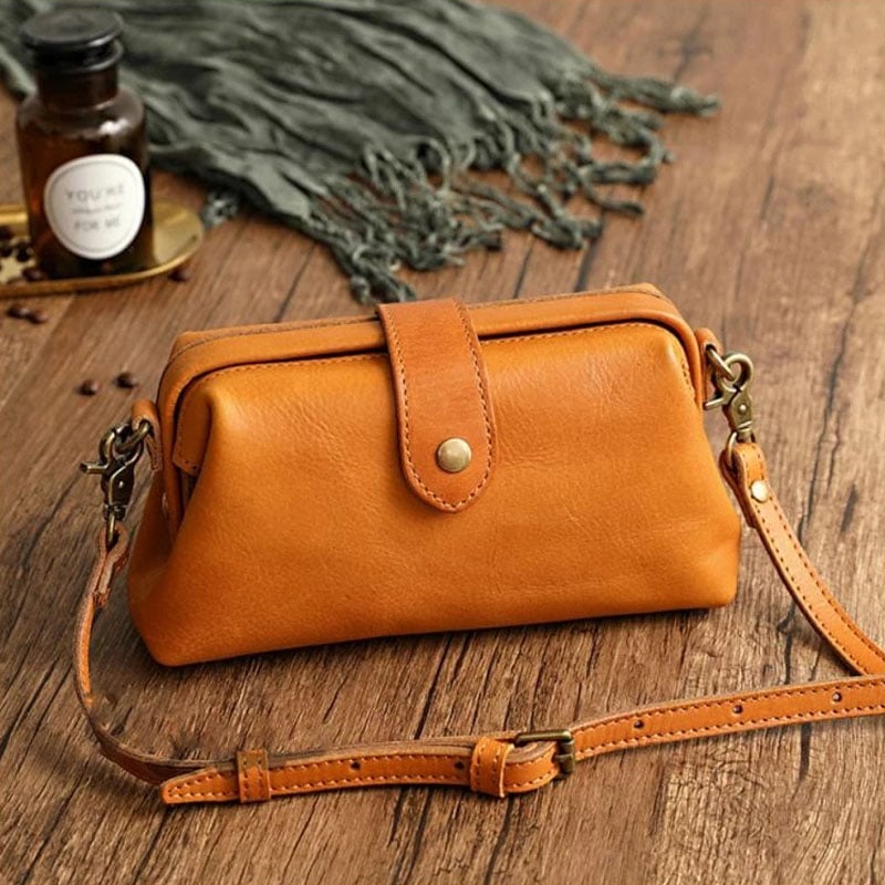 💥Hot Sale -  Premium Retro Handmade Bag